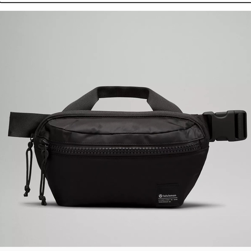 Lulu lemon All Day Essentials Belt Bag 2.5L